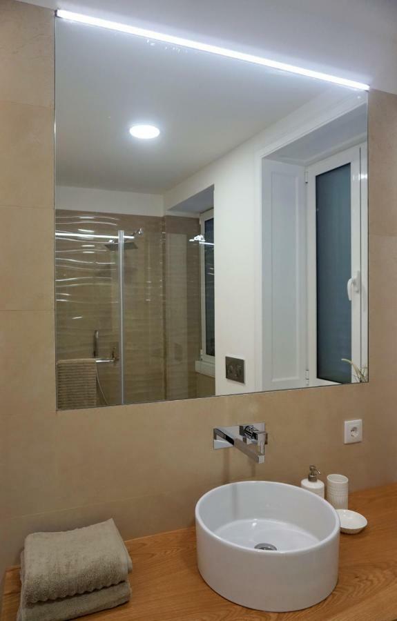 Finest Rentals - Downtown Villa ฟุงชาล ภายนอก รูปภาพ